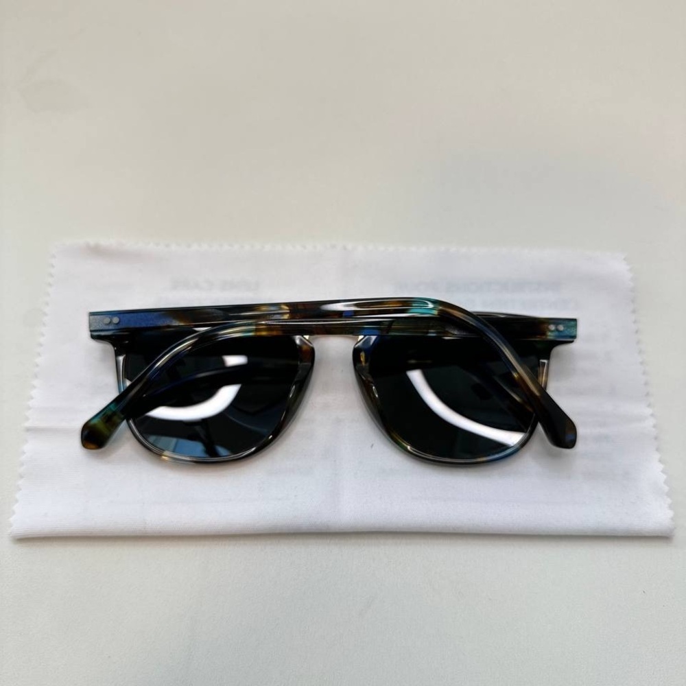 ✨ Carfia Polarized Sunglasses – Unisex – Tortoise / Blue Accents - Picture 6 of 14